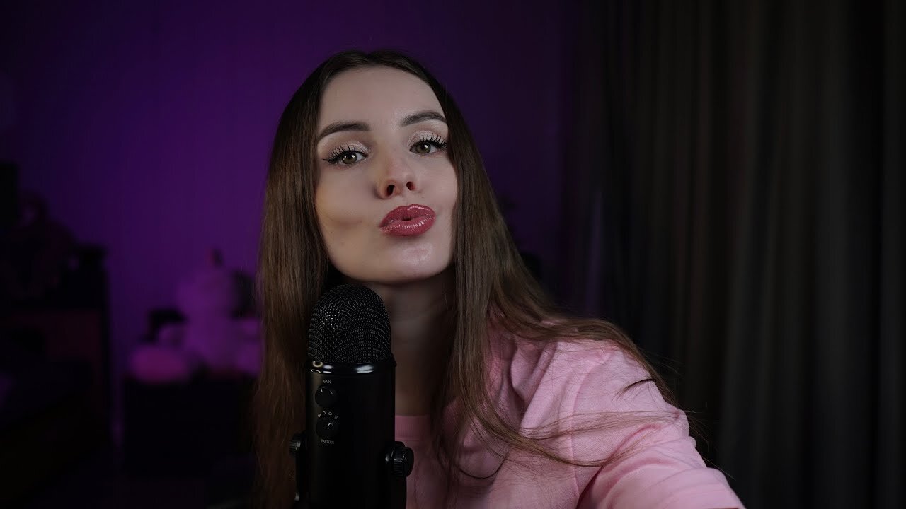Malinkaa98 ~ ASMR KISS is the BEST Way to Relax