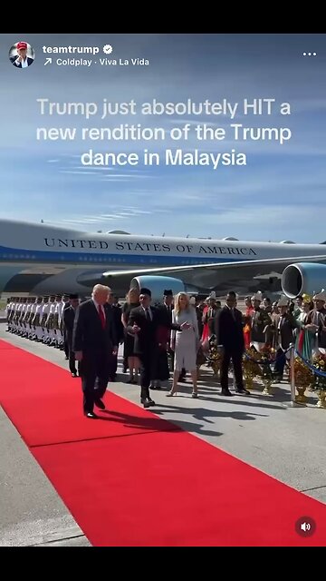 Boss Man With Malaysian Moves🕺🏼😍