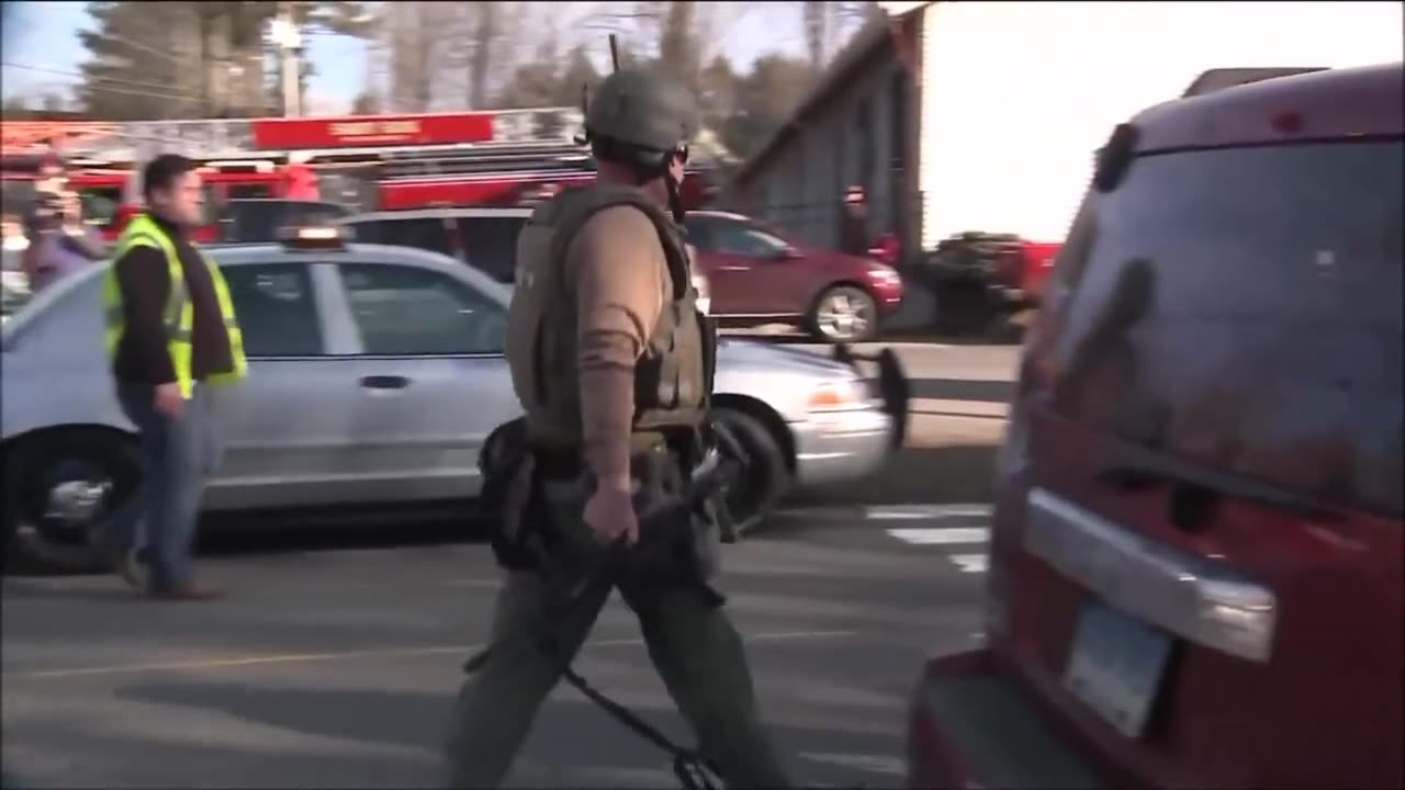 SANDY HOOK... FAKERY ON TV