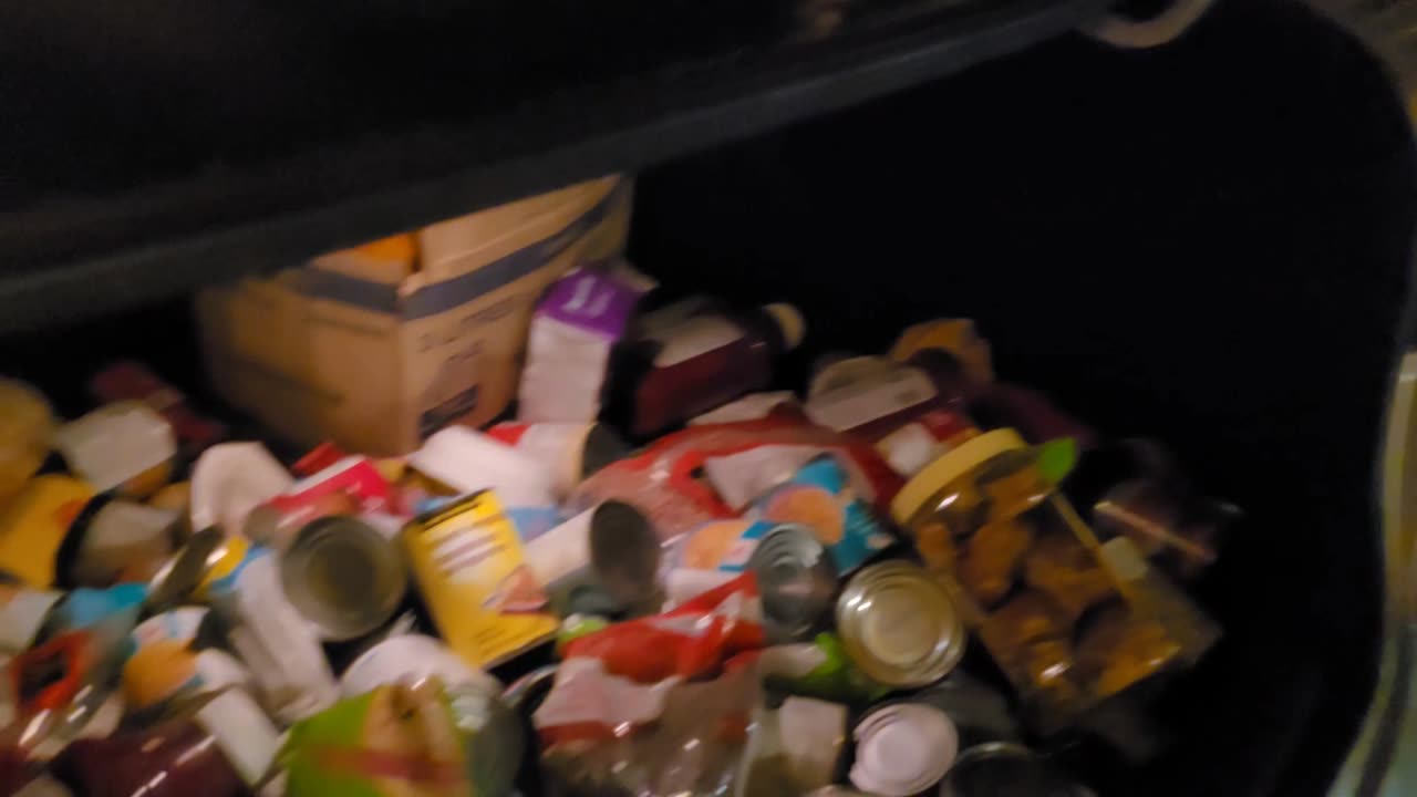 Morning Delivery of 100kg Groceries to Mission Services, Men's Shelter London Ontario, Thanksgiving