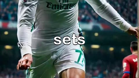 Ronaldo vs Messi – The Ultimate GOAT Debate! 🐐⚽ #FootballShorts #FootballFacts