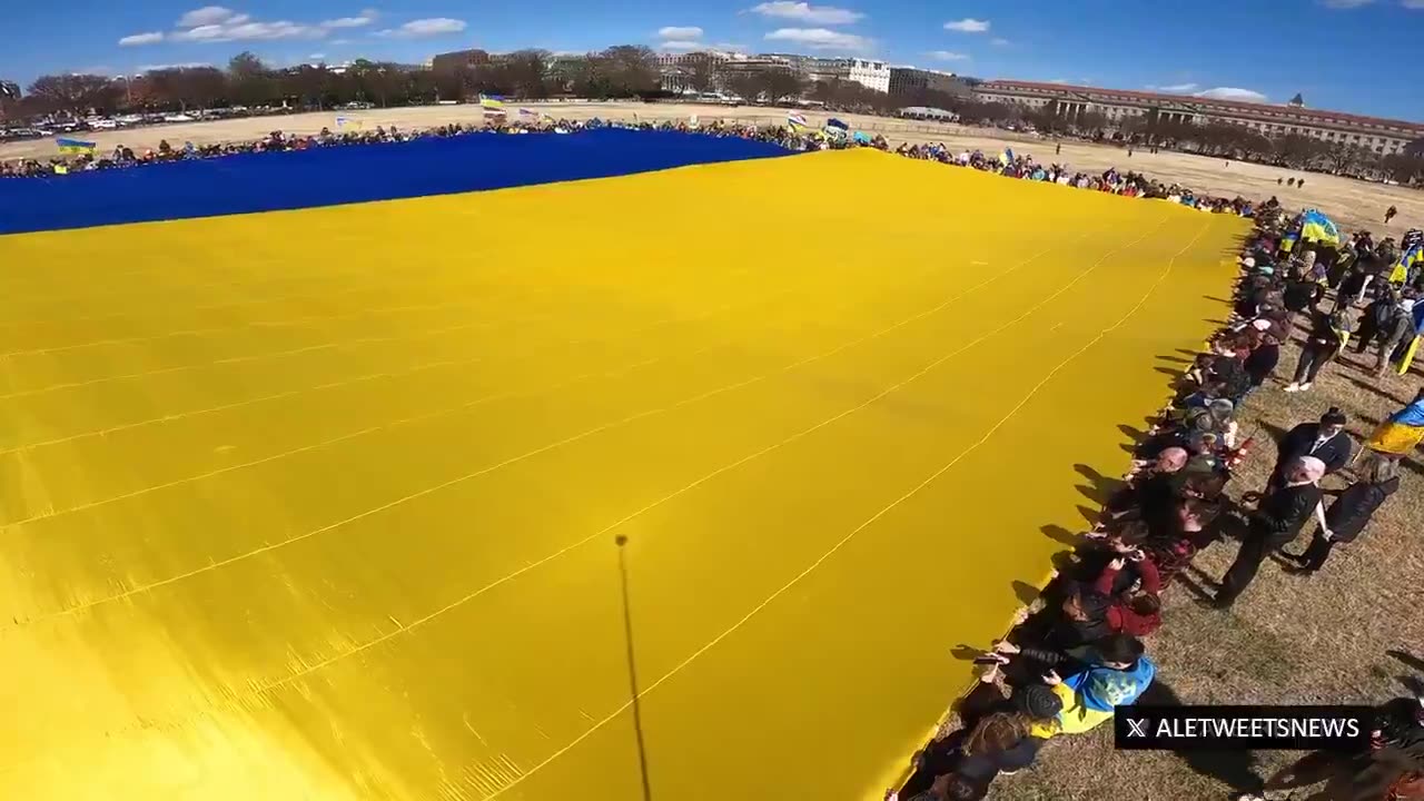 Large Ukrainian flag unveiled in front of White House