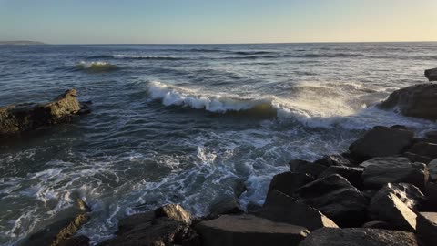 Glamorous Waves and Almost Got Very Wet #waves #socal #rocks