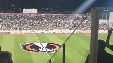 Anthem of Omonia Nicosia (Omonia vs Manchester United) (UEFA Europa League) splendid moment