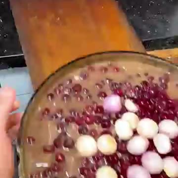 Cherry-Glazed Beef Delight — Vişneli Dana!