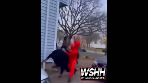 All Bad: Dude Gets Jumped After Macing A Woman's Kids In The Car