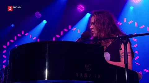 Try a Little Harder - Beth Hart (live)