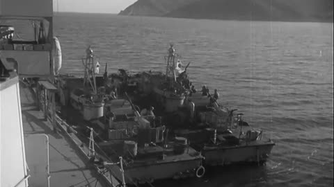 WRECKAGE ON SAIPAN; NATIVE WOMEN & C... - WRECKAGE ON SAIPAN; NATIVE WOMEN & CHILDREN - 428-npc-3218