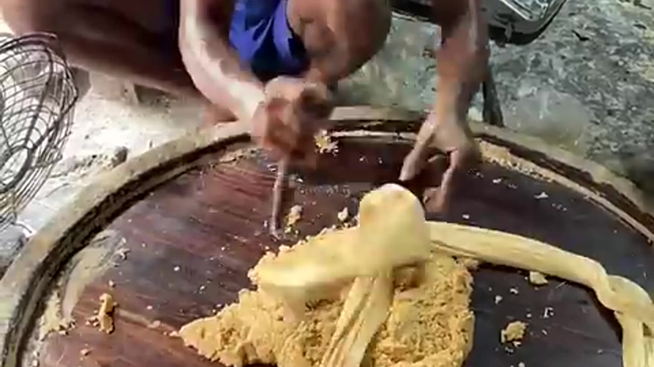 How to Make Authentic Soan Papri in a Factory - Perfect Indian Dessert Recipe Revealed!”