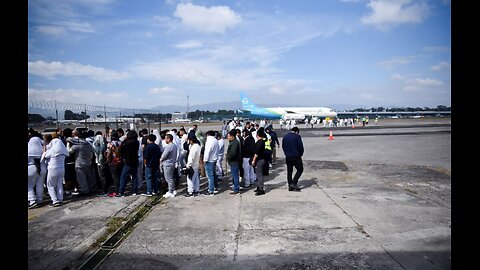 US Military Aircraft With Deported Migrants Lands in Guatemala