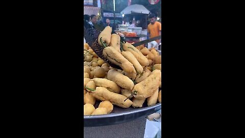 Mirchi ke pakode __ Mirch Bhaji for ₹50_- only __ Janakpuri