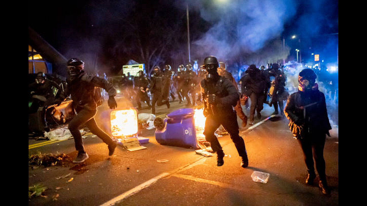 LIVE Saturday Night Protest's getting wild