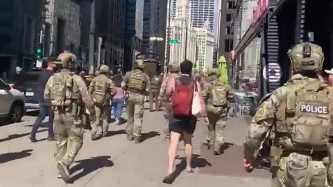 🚩 US Border Patrol agents on North Michigan Avenue, Chicago. Its ramping up. 