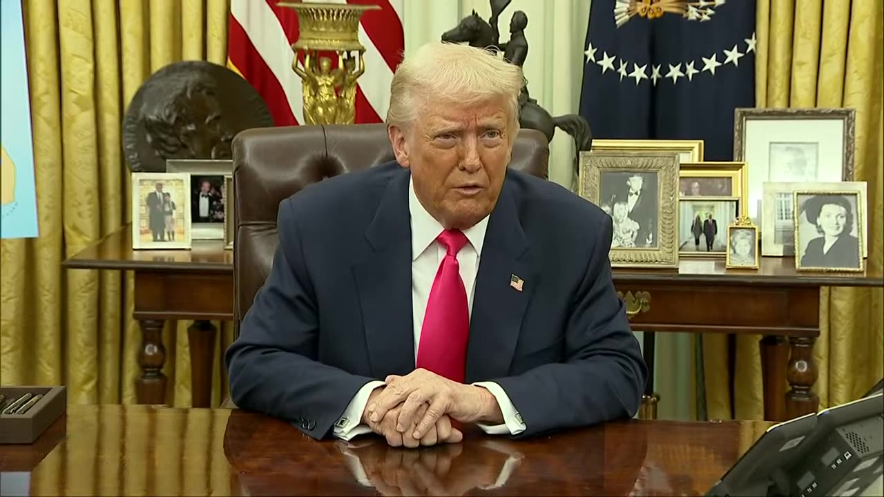 WACTH FULL: Trump signs executive orders from Oval Office!1! - 3/6/25