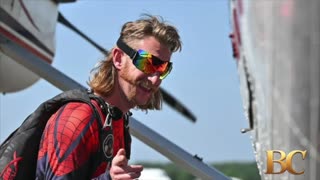Instructor dies in Nashville skydiving incident; 2nd skydiver rescued from tree
