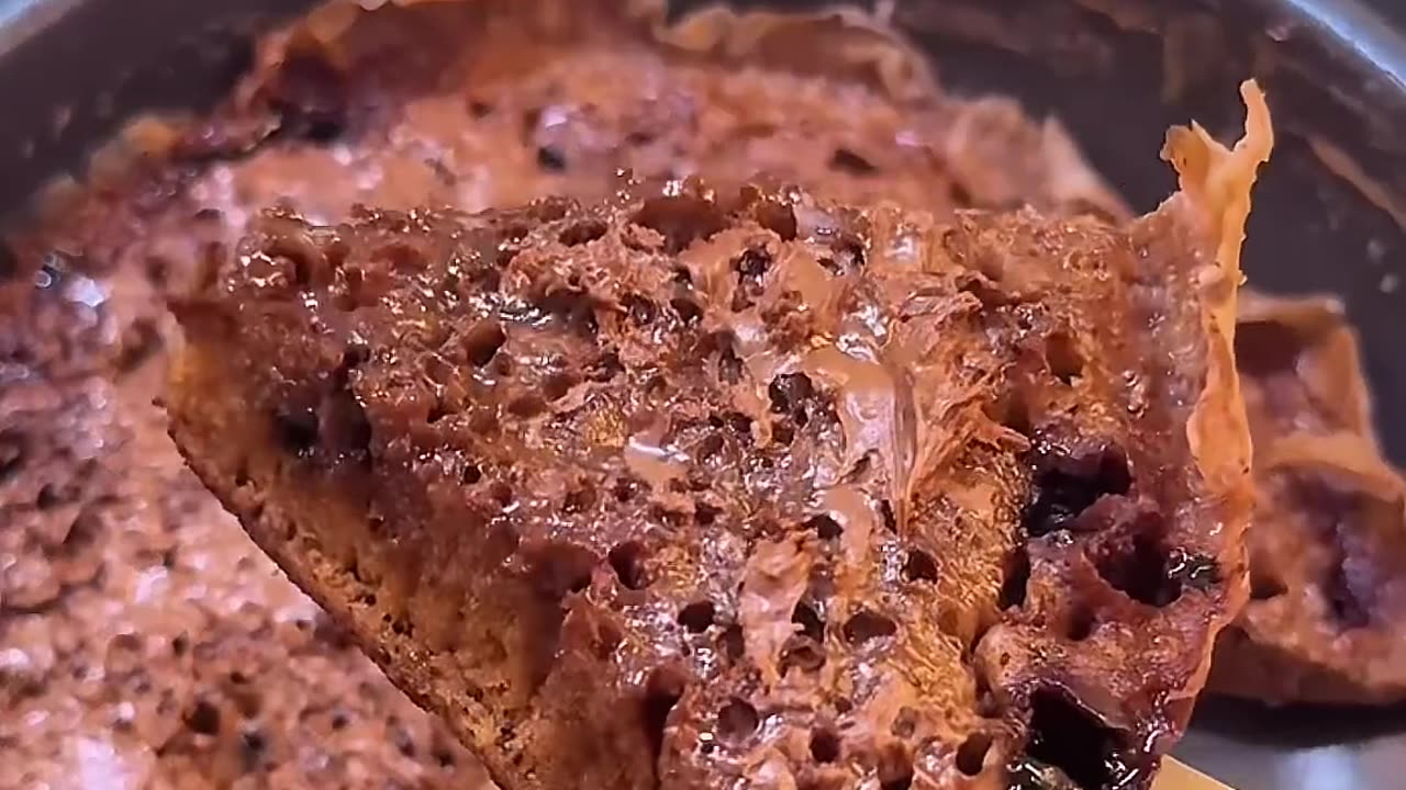 15-Minute Pan Brownie Recipe! 🍫 So Easy & Delicious! FOLLOW for More Recipes & LIKE! ❤️