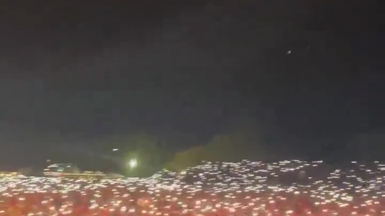 Thousands of Patriots sing God Bless the USA at a Kid Rock concert.