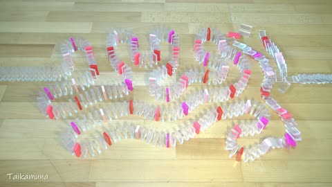 COLORFUL Dominoes! | Oddly Satisfying Domino Screen Link