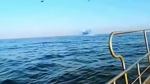 🛸🚨 US Navy Chases UFO! Incredible Footage! | TheTruthAbove