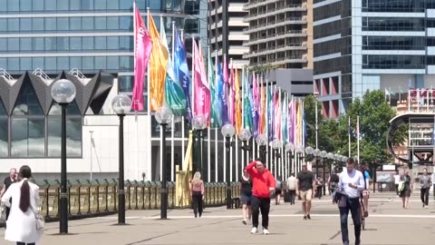 Australian teen challenges under-16 social media ban