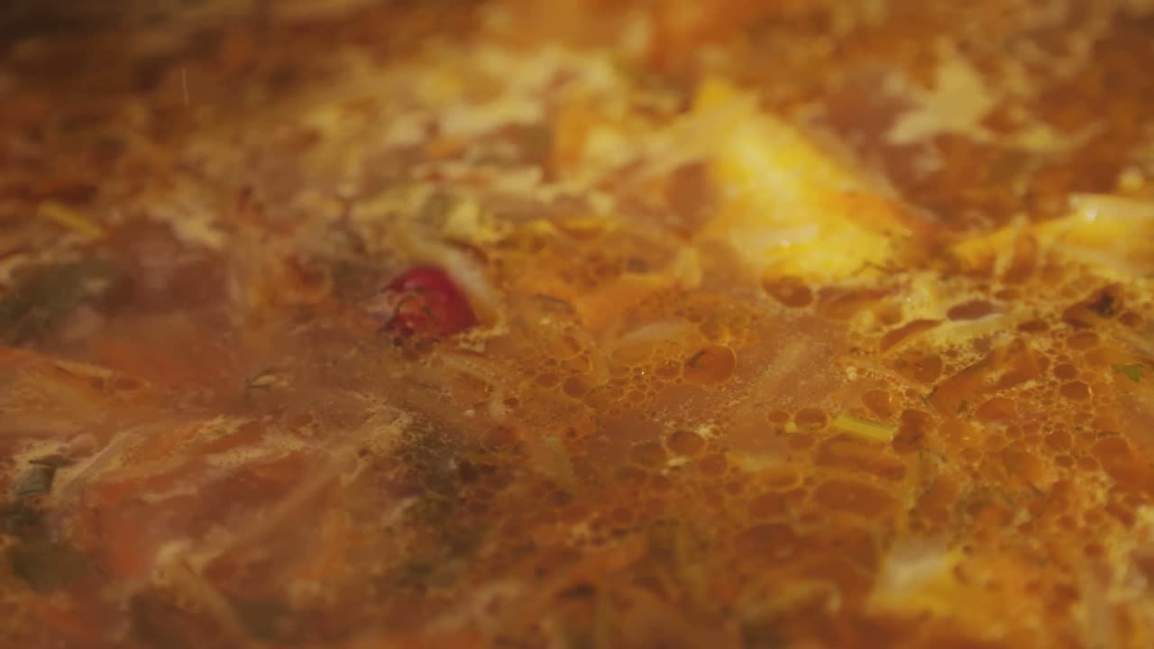 HOT LOUISIANA GUMBO 🍜 🌶️