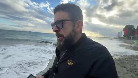 Capture Putin? $800B Ukraine deal. Trump, Denmark deal they can't refuse. Exxon CEO, uninvestable