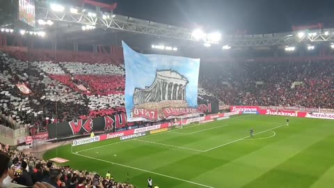 Olympiakos vs PAO ('Gate 7' splendid chorography _We rule the land_)