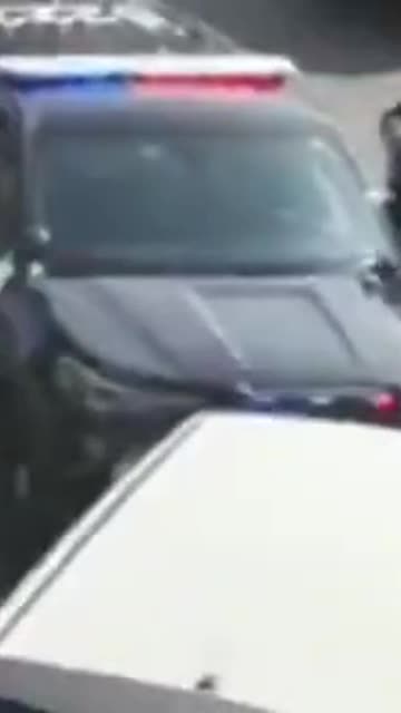 Manteca, CA He's already rammed police twice. After a lull he attacks again....