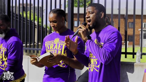 Captain Yadaya Brings Much Needed Therapy to the Pegasus Parade