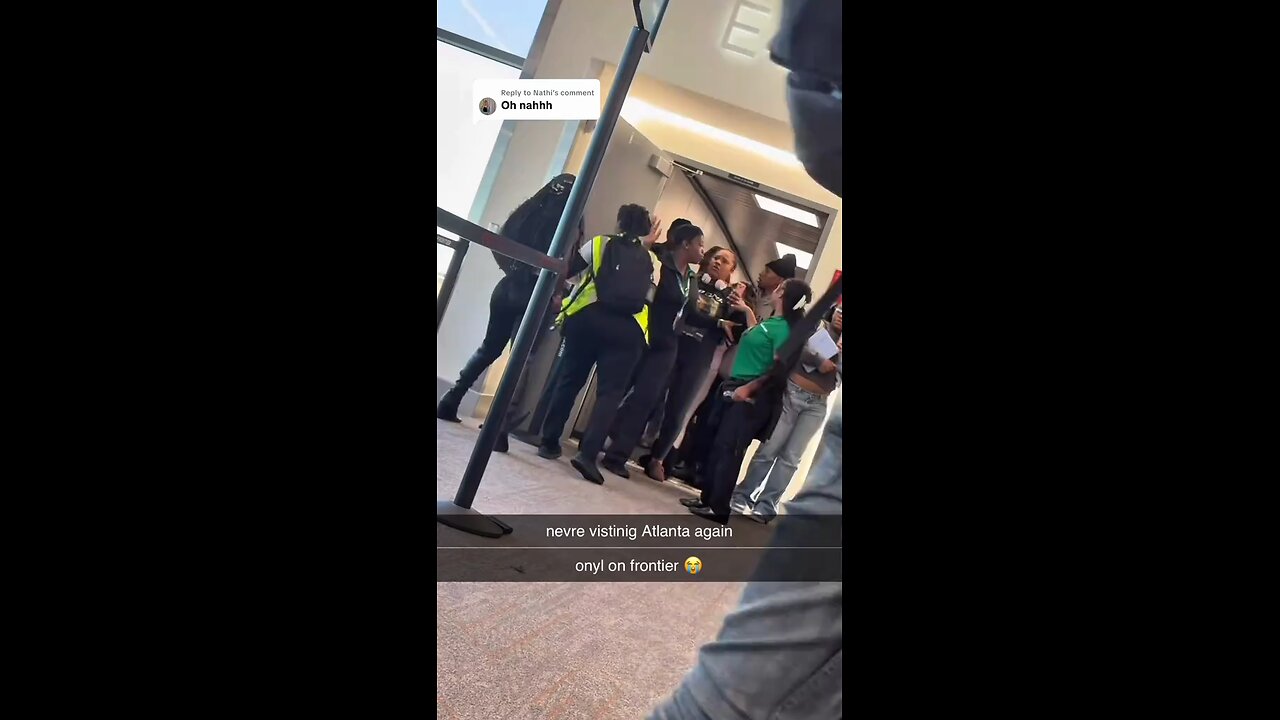 This is the 3rd clip of this woman—how long has this been happening? 😳 #viralvideo #japd