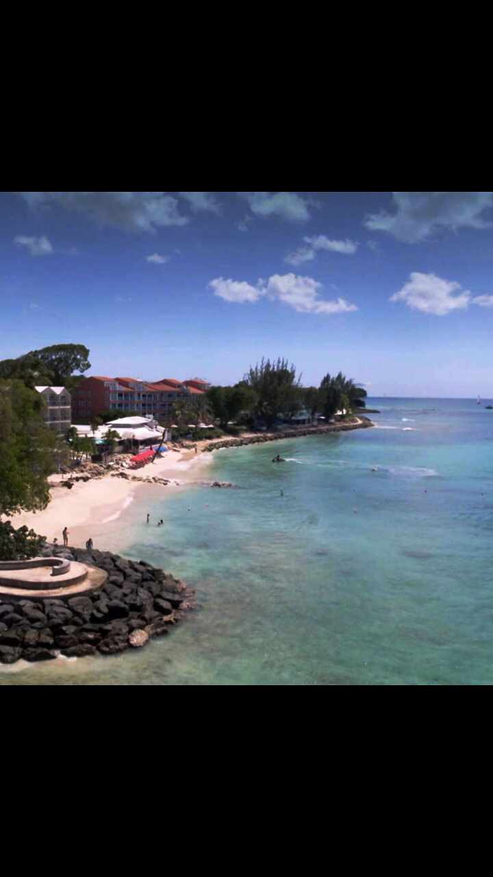 Barbados, entre el lujo turístico y las carencias locales