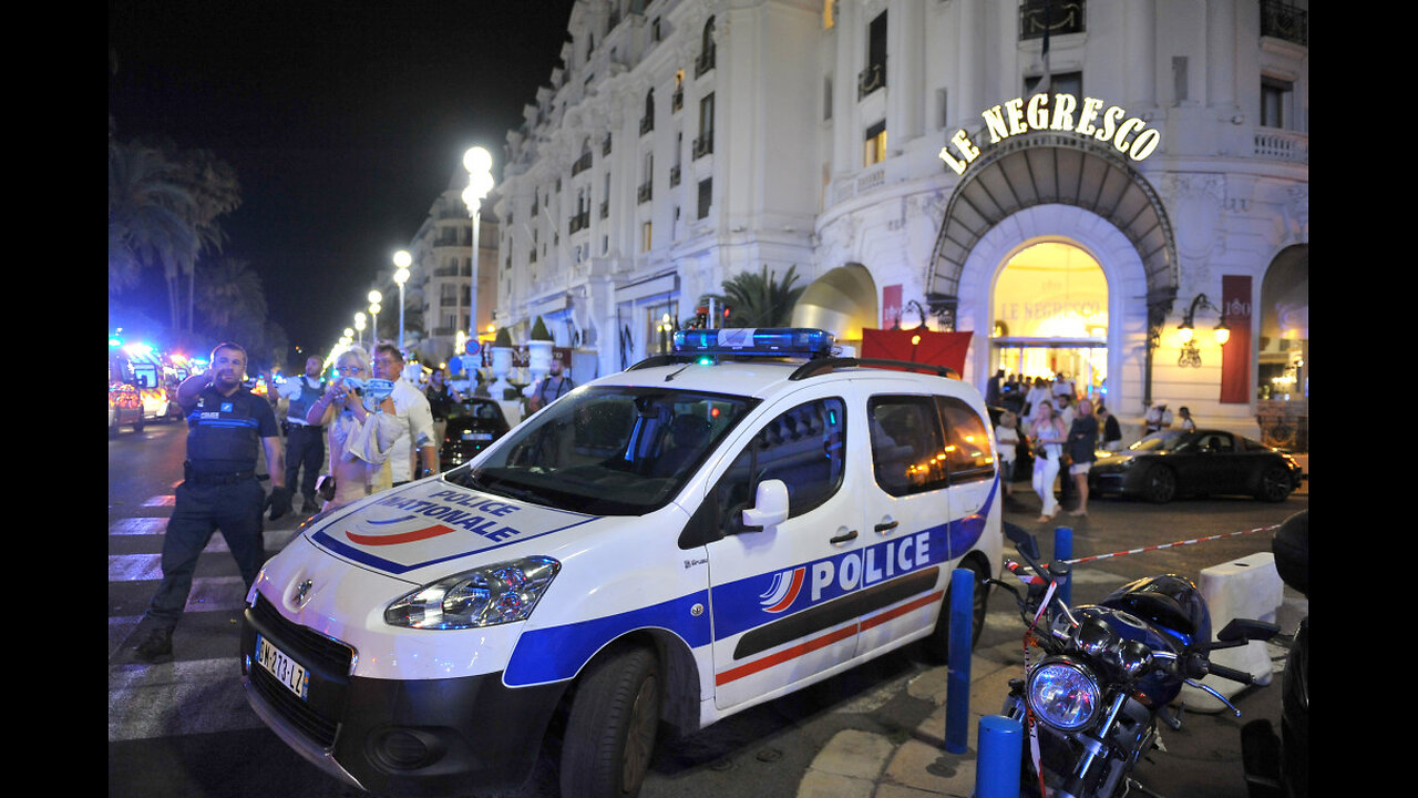 Grenade Explosion at a Bar in Grenoble, France : 12 Injured