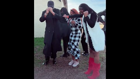 Ryanesha - something about the Holy Ghost #scootchallenge 💃🏽💃🏽💃🏾🕺🏽 #quartet