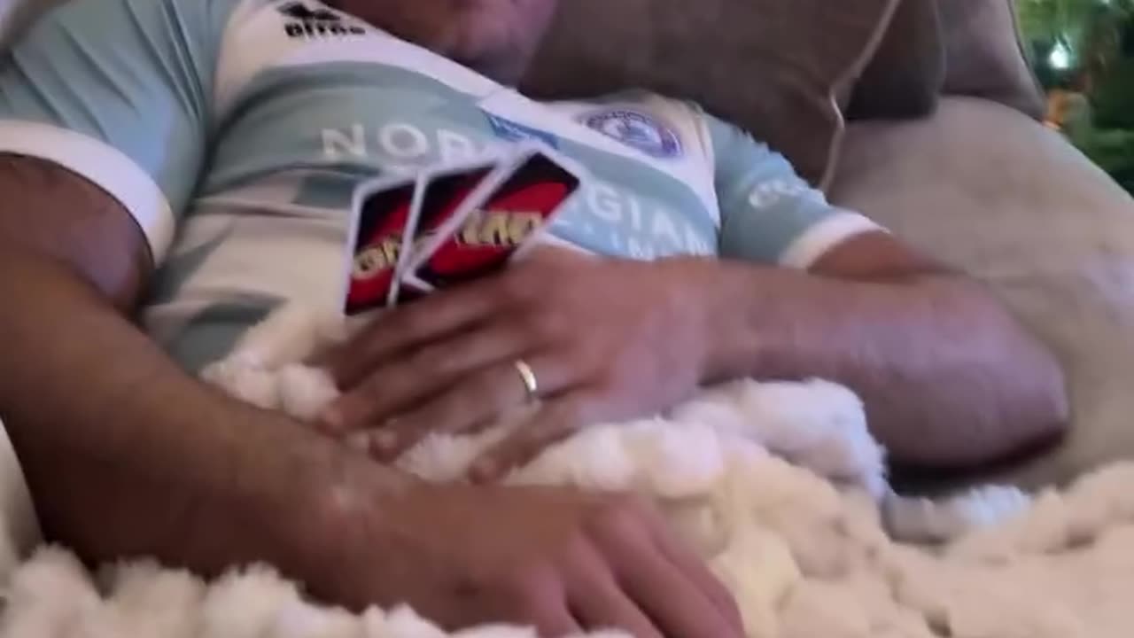Waking My Husband Up for a Midnight UNO Match Prank!