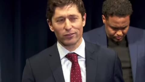 Mayor Jacob Frey says Trump is un-American, then speaks a foreign language