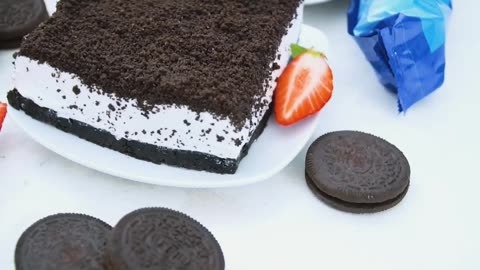 5 Minute Oreo Dessert - Sweet and Savory Meals