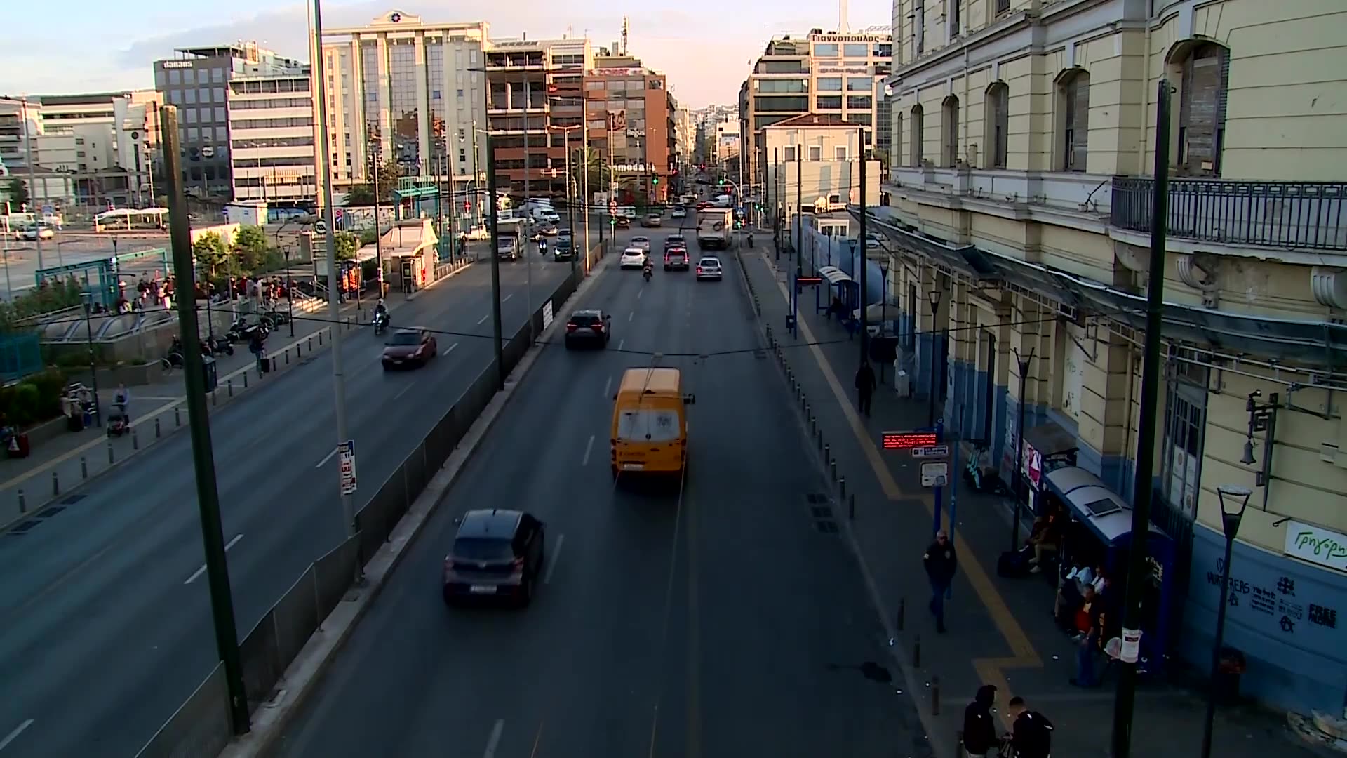 Thousands of Greeks march against proposed 13-hour workday