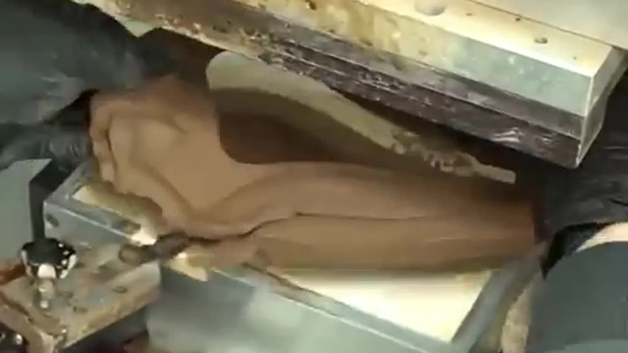 🎶🔍 The Mysterious Story Behind A 1,000-Year-Old Clay Flute | FeedMyCuriosity