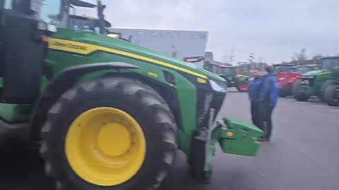 🚜 Danish farmers protests against Bovaer in the milk supply. 🐄