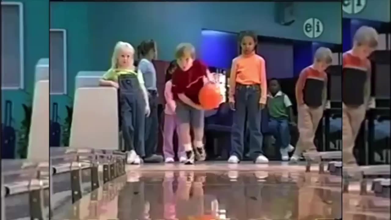 Let's Play with Barney - Bowling.ia