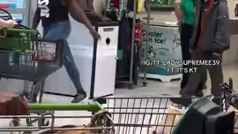 Woman caught shoplifting steaks at South Carolina Publix pulls her pants down