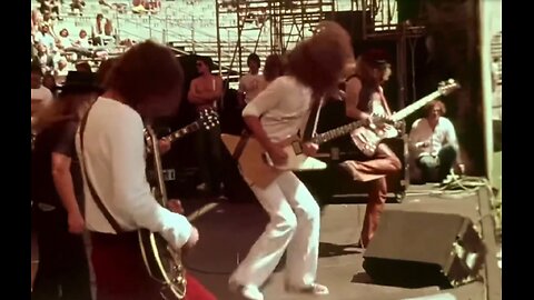 “Freebird” - Lynyrd Skynyrd. Live • Oakland Coliseum 1977