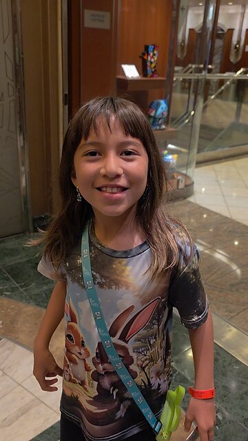 LOUDEST TOILET IN A CRUISE SHIP