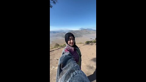 🌄 begitu indah, kamera mata pun tak perlu—perasaan di hati sudah cukup.