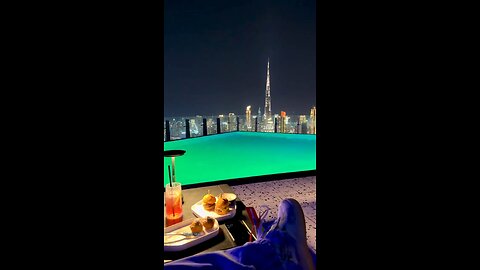 A Beautiful Peaceful Moment 🥰🫠 #burjkhalifa #luxyrylife #fun #bestie #peaceful #shortsfeed #shorts