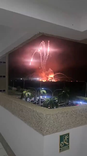 Massive explosions at Higuerote Airport in Venezuela amid strikes