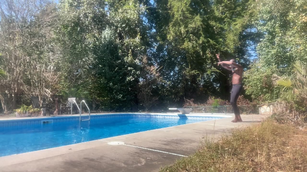 WINNERS DANCE IN WINTER