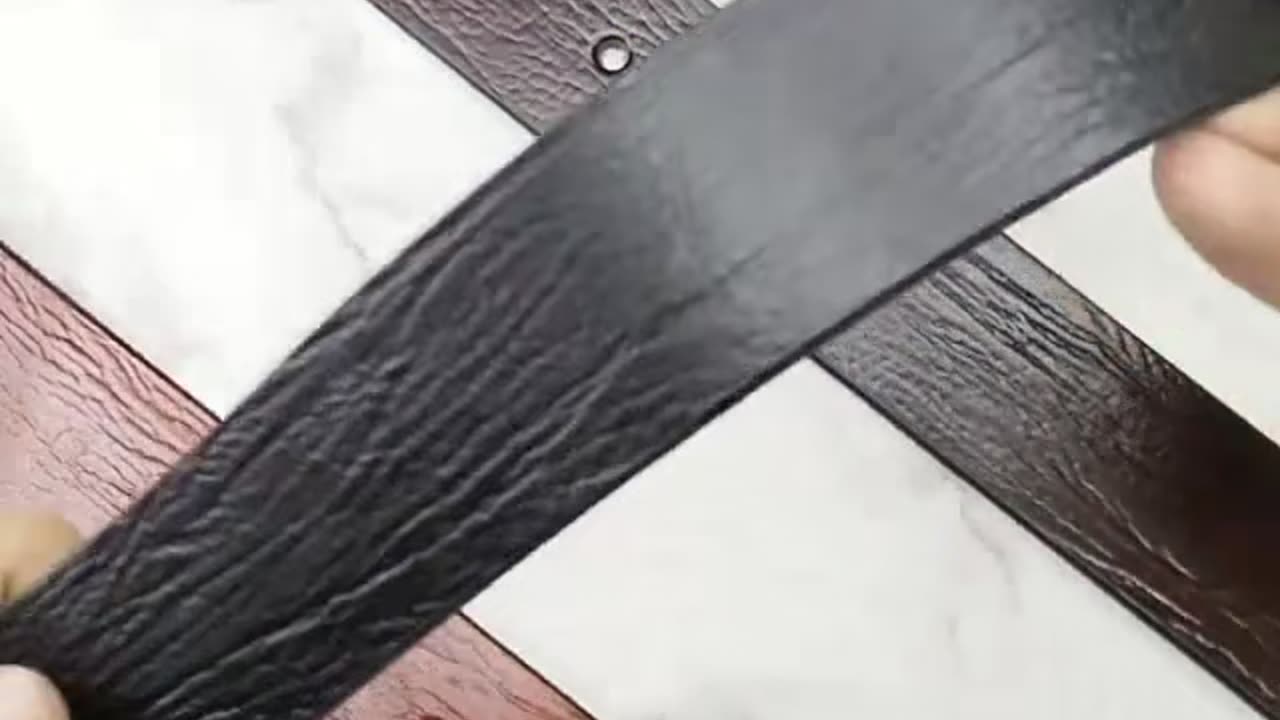 Genuine Leather Men's Wood Grain Texture Belt - Best Men's Leather Belt for Every Occasion