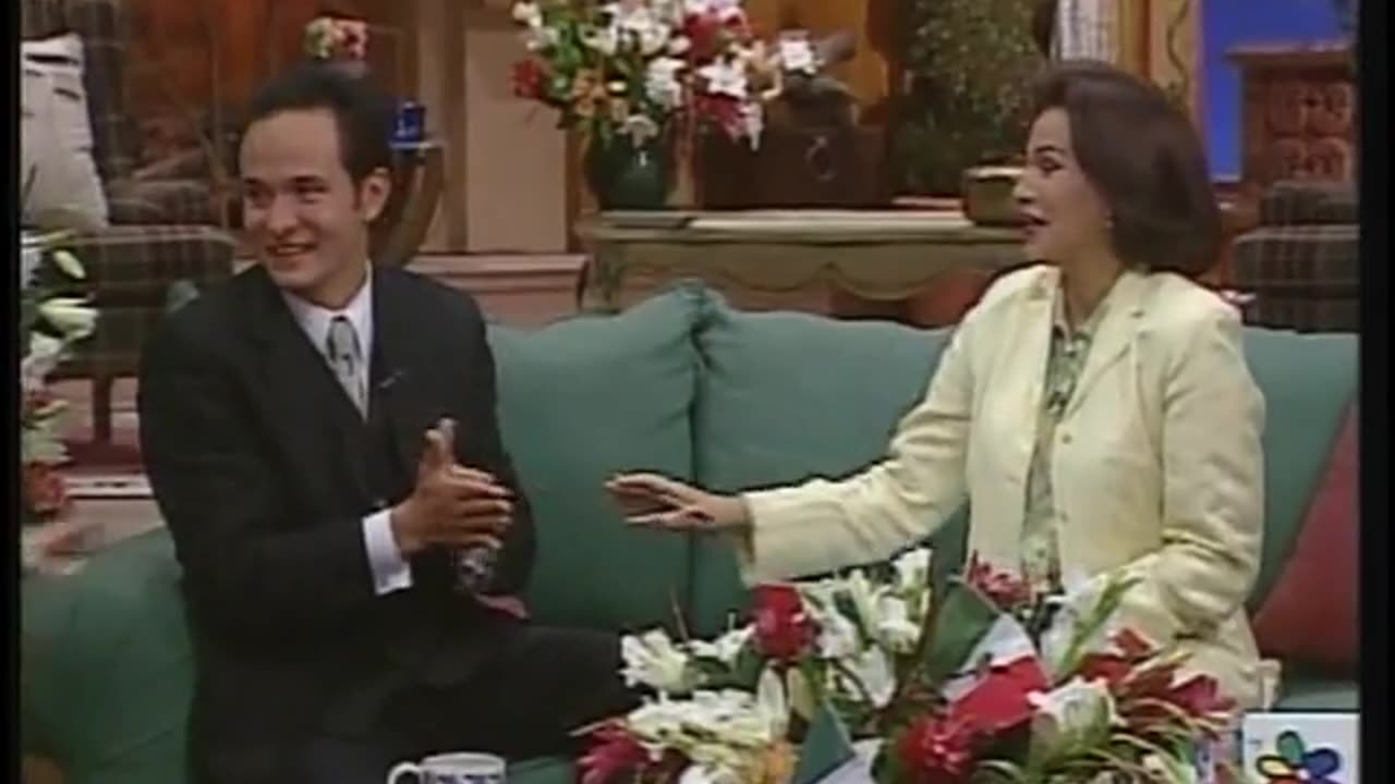 Ventaneando AZT September 13, 2001 1130pm-1229am CDT