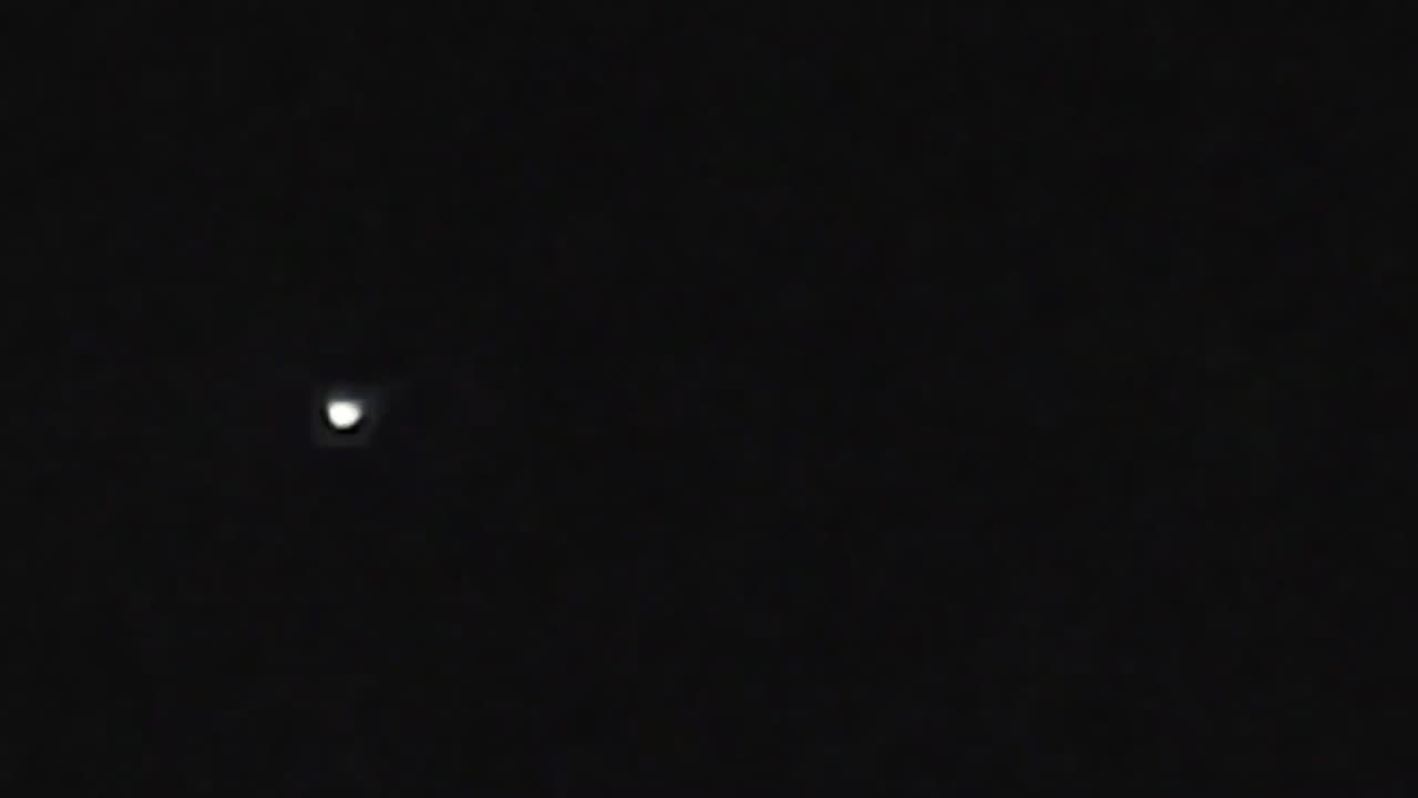 👽📸 Bright Orb Interferes with Phone Camera! | TheTruthAbove
